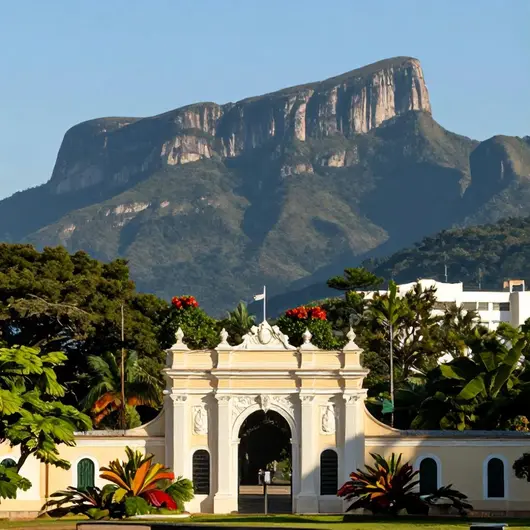 Conheça a Serra