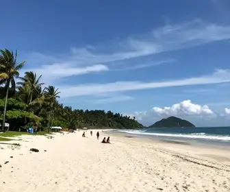 Descubra a Praia da Baleia em Serra - ES: Um Paraíso Escondido