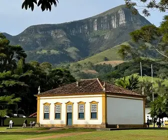 Descubra o Encanto do Solar de Manguinhos na Serra - ES